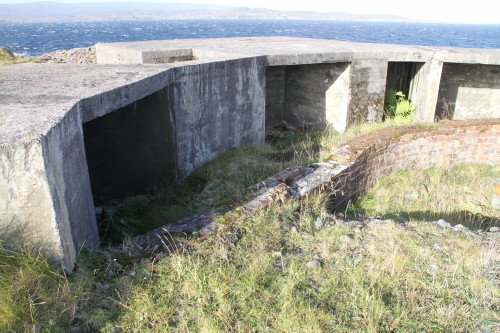 Gun emplacement showing central raised platform modification